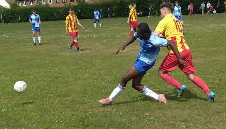 Tony Incenzo at Lingfield vs Croydon