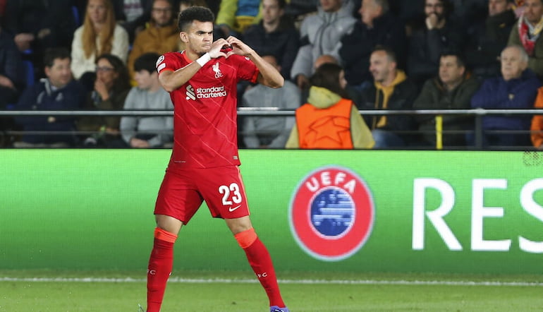 Luis Diaz is one of many Portugal stars in Premier League