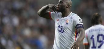 Where should Romelu Lukaku move