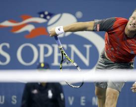 Sam Groch holds the record for the fastest tennis serve of all time