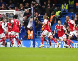 Arsenal favourites Premier League title