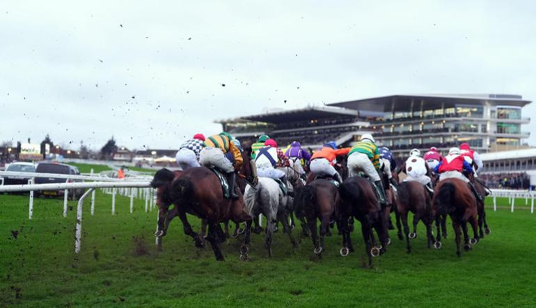Cheltenham horse racing