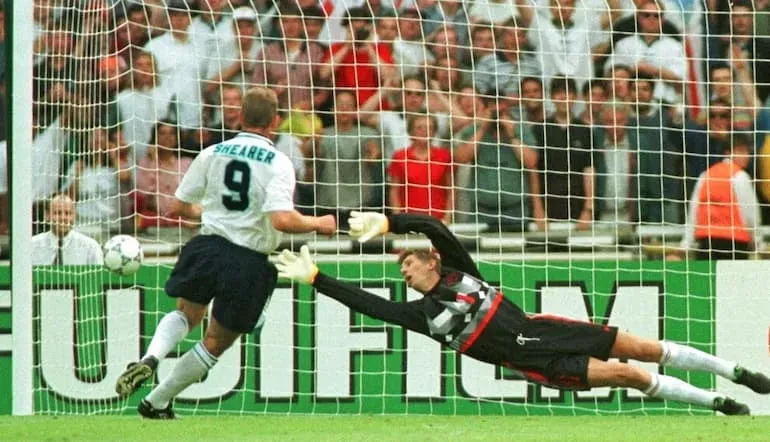 Shearer vs Kane